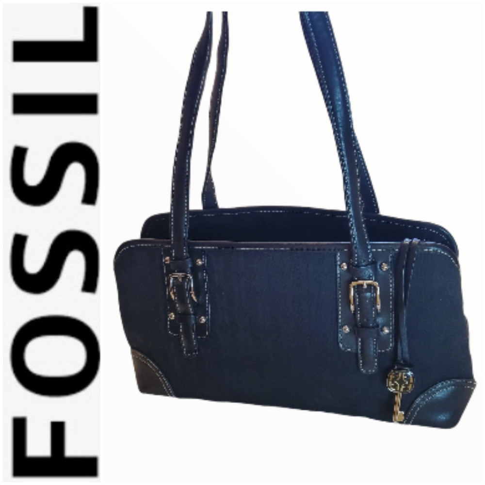 ❤ FOSSIL BLACK  HANDBAG ❤